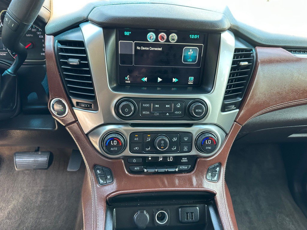 2015 Chevrolet Tahoe Image 28
