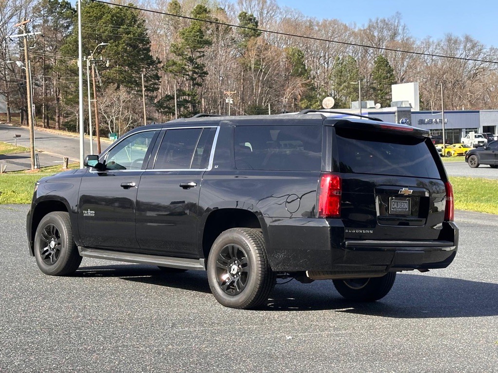 2018 Chevrolet Suburban Image 5