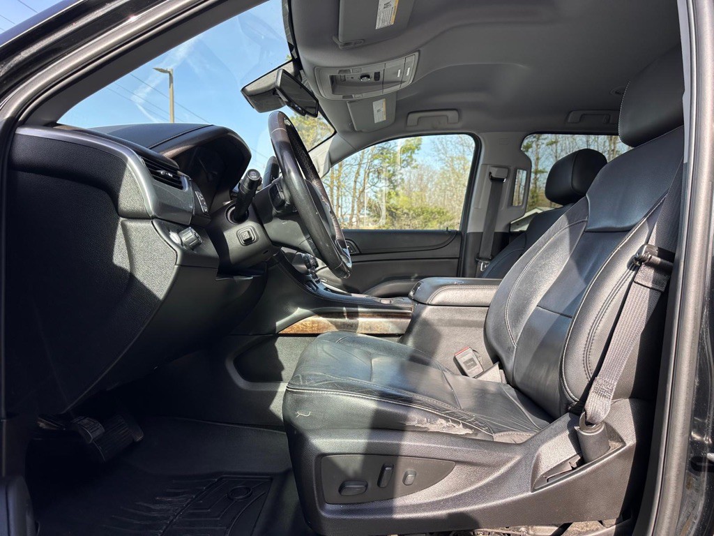 2018 Chevrolet Suburban Image 11