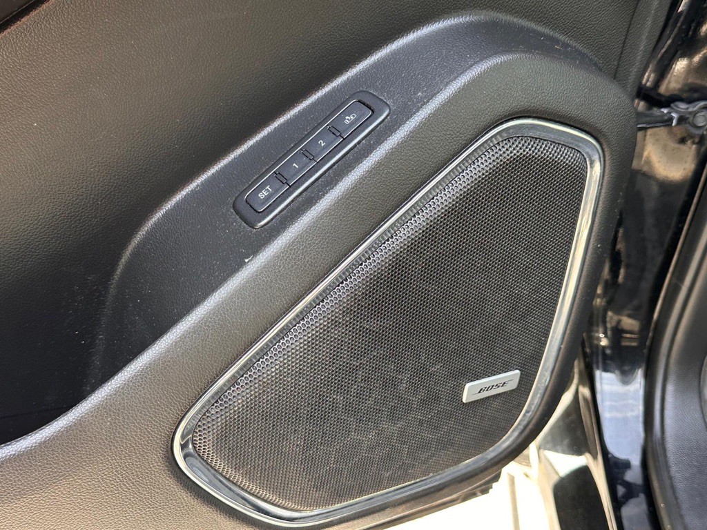 2018 Chevrolet Suburban Image 15