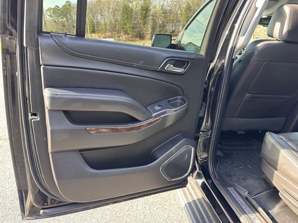 2018 Chevrolet Suburban Image 22