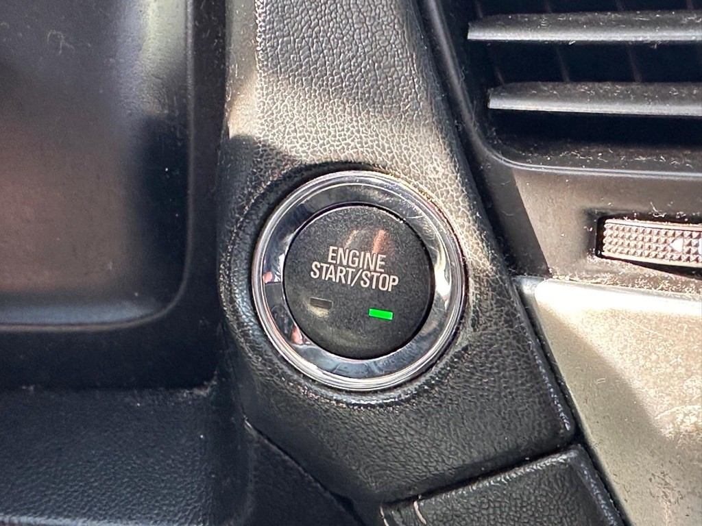 2018 Chevrolet Suburban Image 33