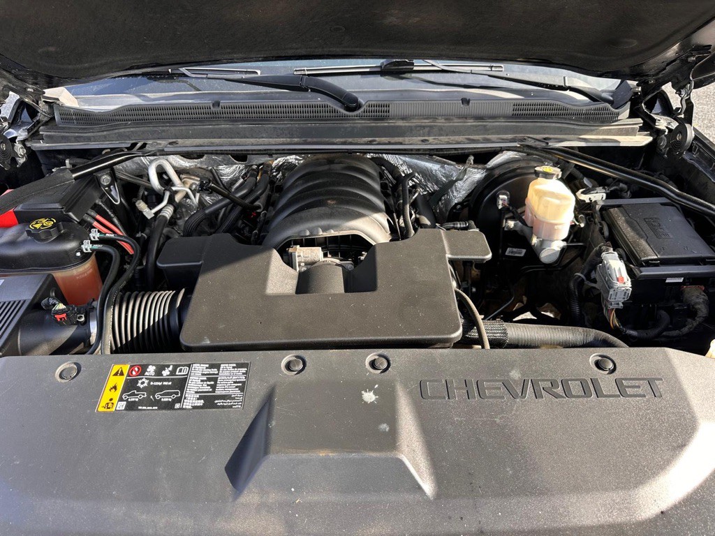 2018 Chevrolet Suburban Image 38