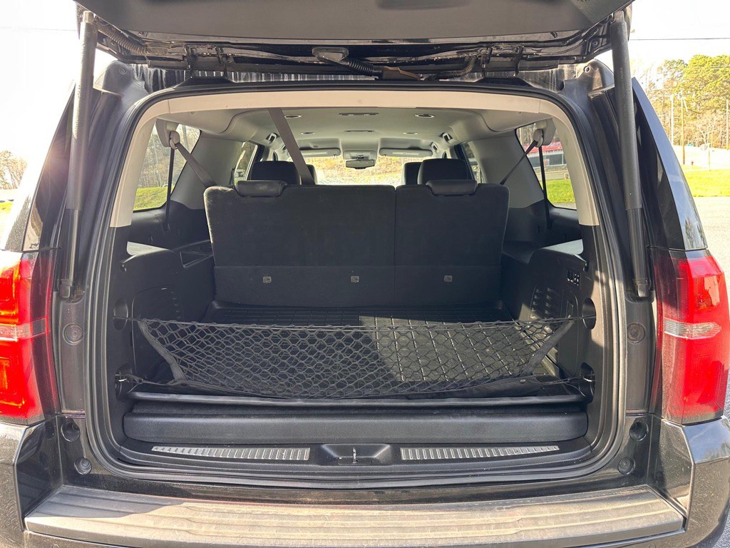 2018 Chevrolet Suburban Image 41