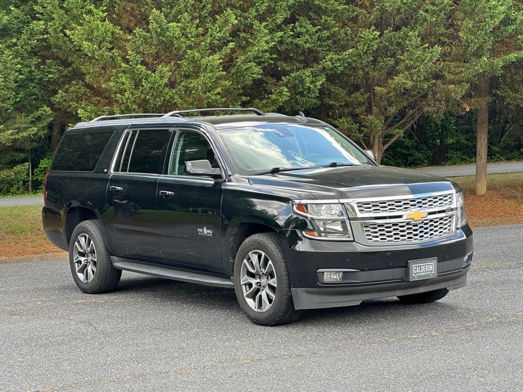 2018 Chevrolet Suburban Image 4
