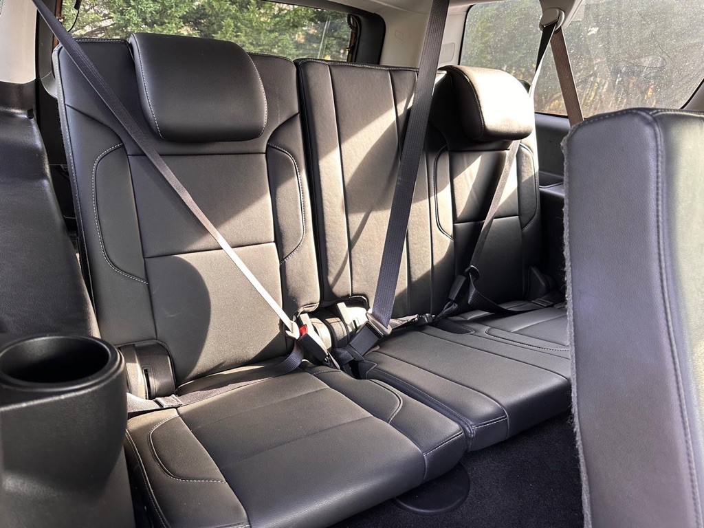 2018 Chevrolet Suburban Image 17
