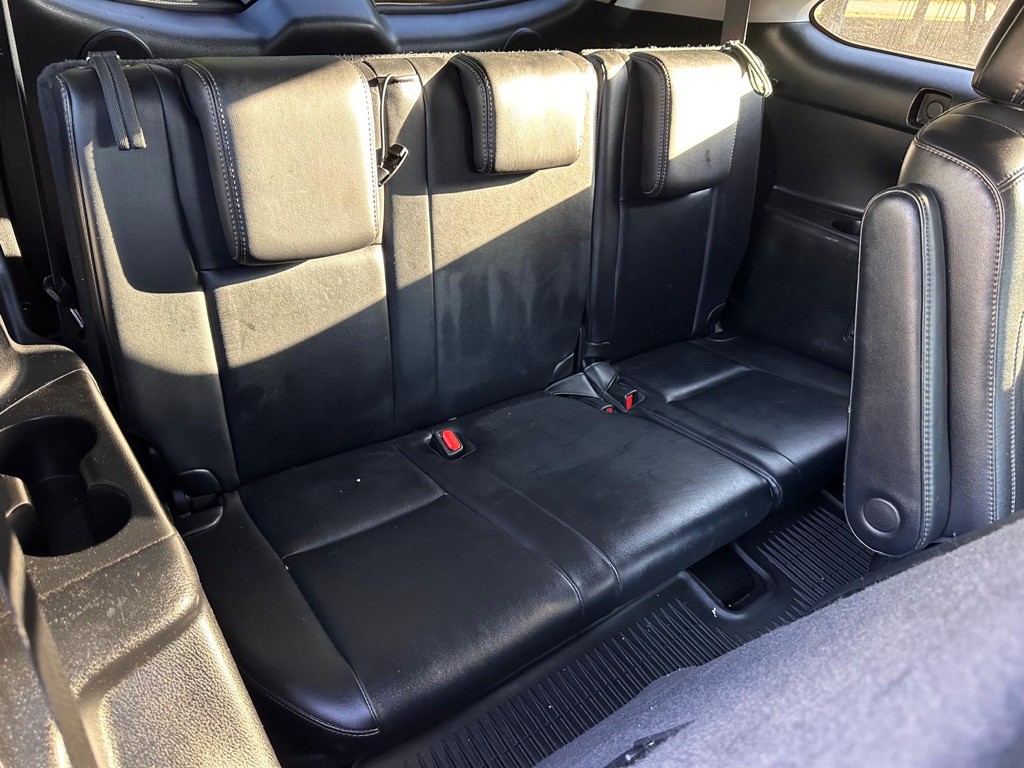 2017 Toyota Highlander Image 17