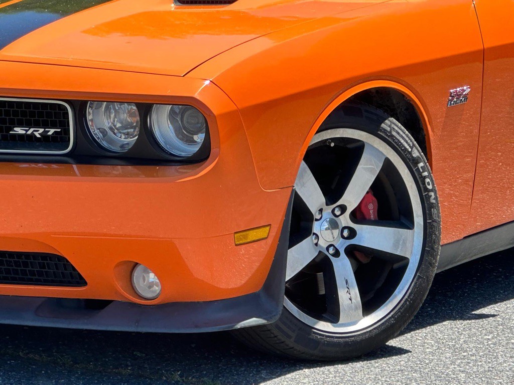 2012 Dodge Challenger Image 7