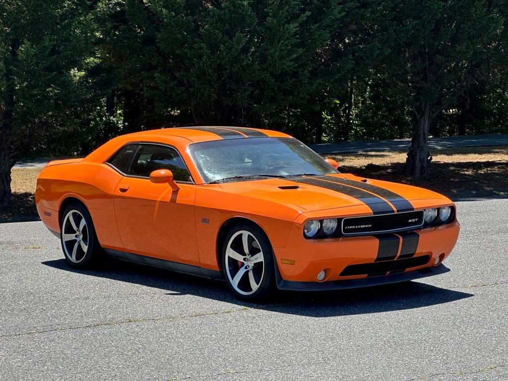2012 Dodge Challenger Image 9