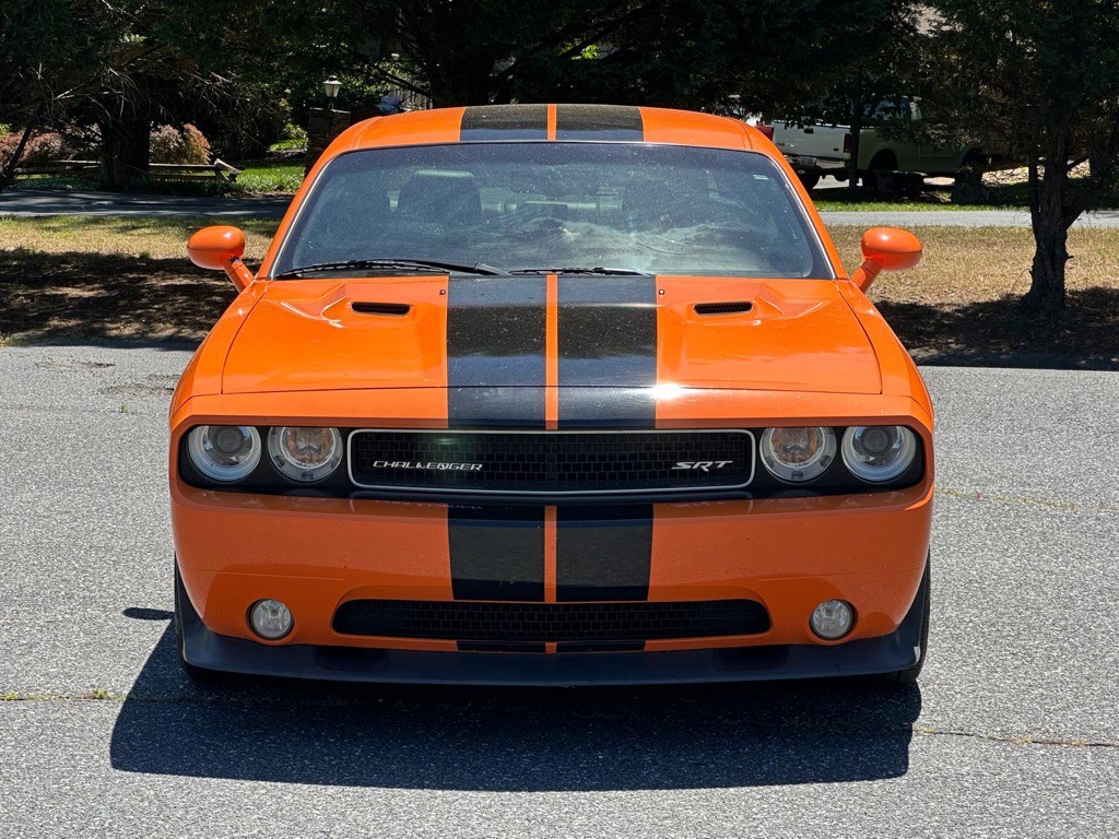 2012 Dodge Challenger Image 10