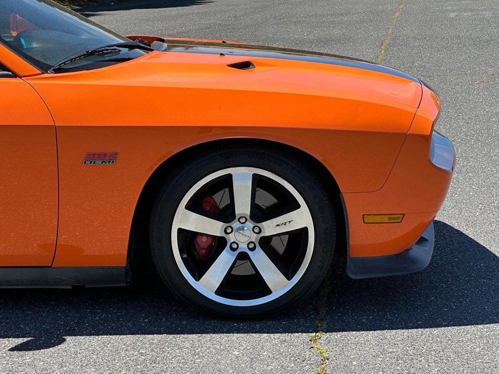 2012 Dodge Challenger Image 38