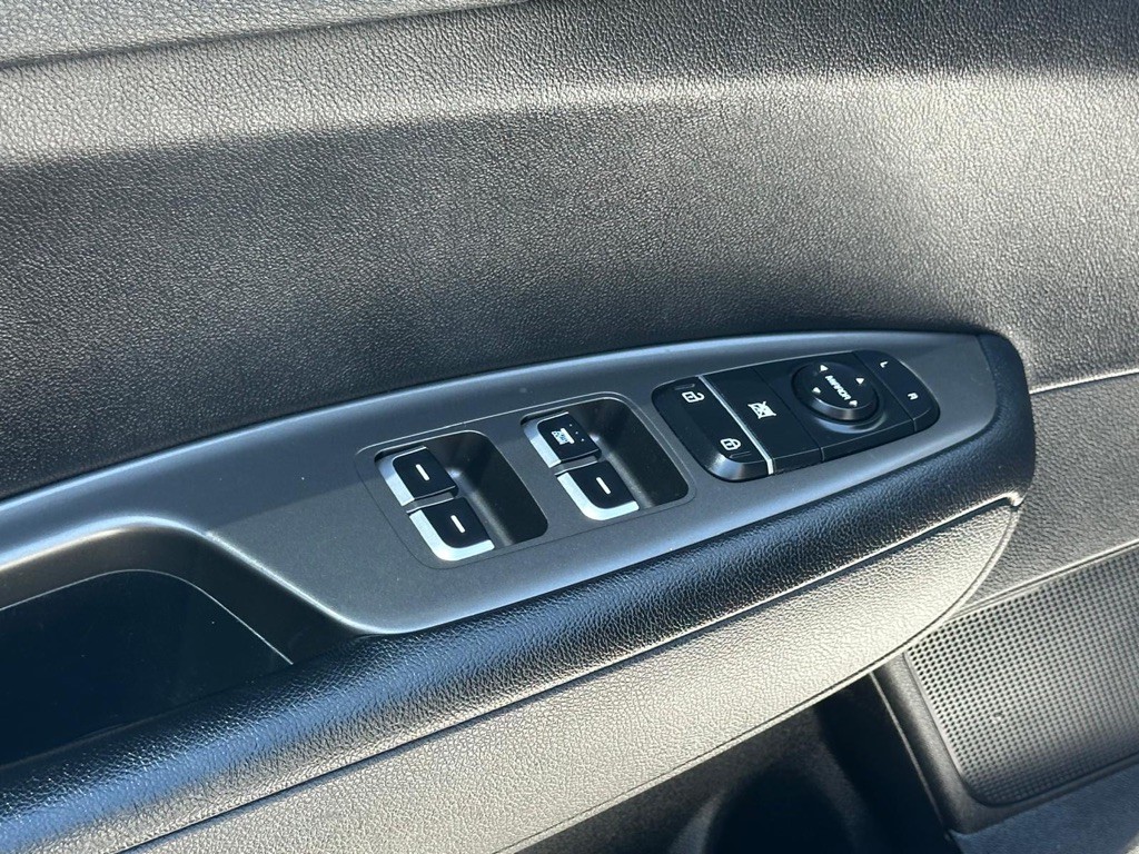 2020 Kia Optima Image 13