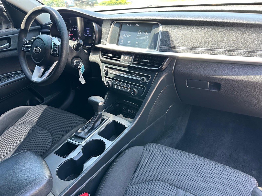 2020 Kia Optima Image 15