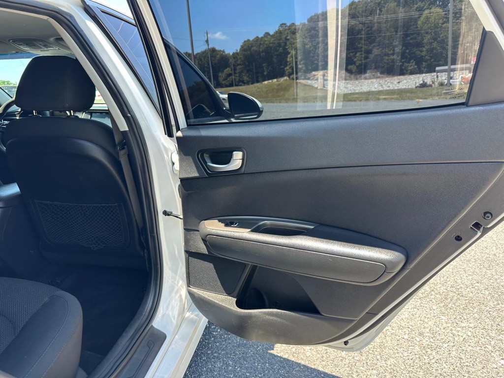 2020 Kia Optima Image 17