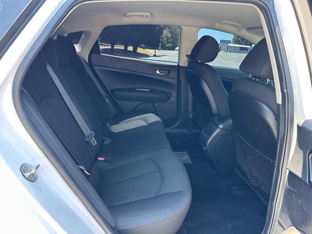 2020 Kia Optima Image 18