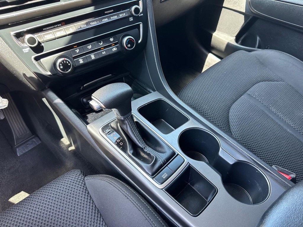 2020 Kia Optima Image 29