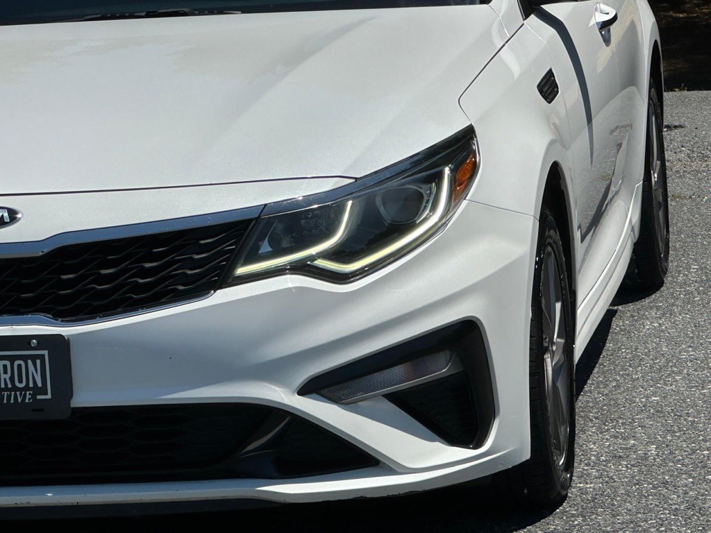 2020 Kia Optima Image 38