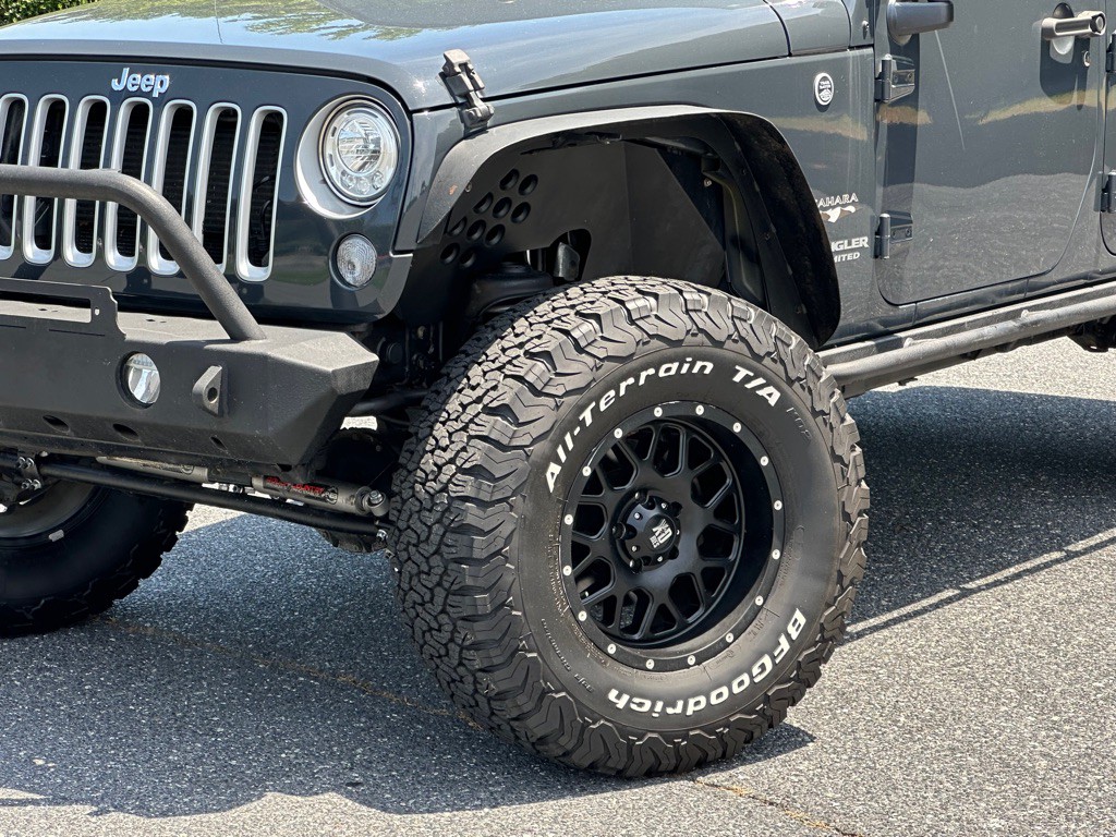 2017 Jeep Wrangler Unlimited Image 9