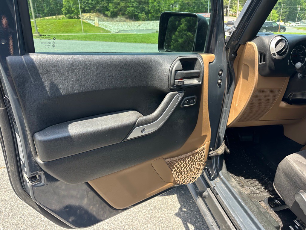 2017 Jeep Wrangler Unlimited Image 13