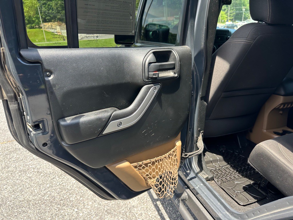 2017 Jeep Wrangler Unlimited Image 20