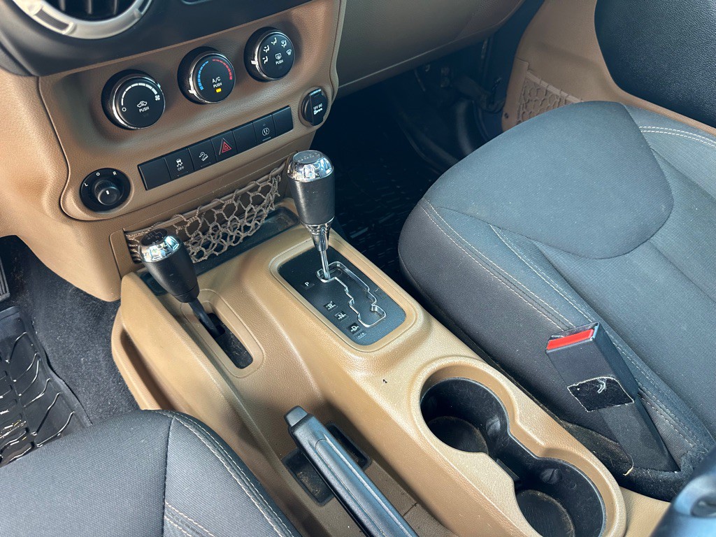 2017 Jeep Wrangler Unlimited Image 31