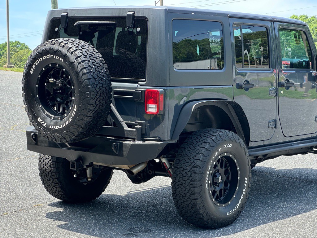 2017 Jeep Wrangler Unlimited Image 39