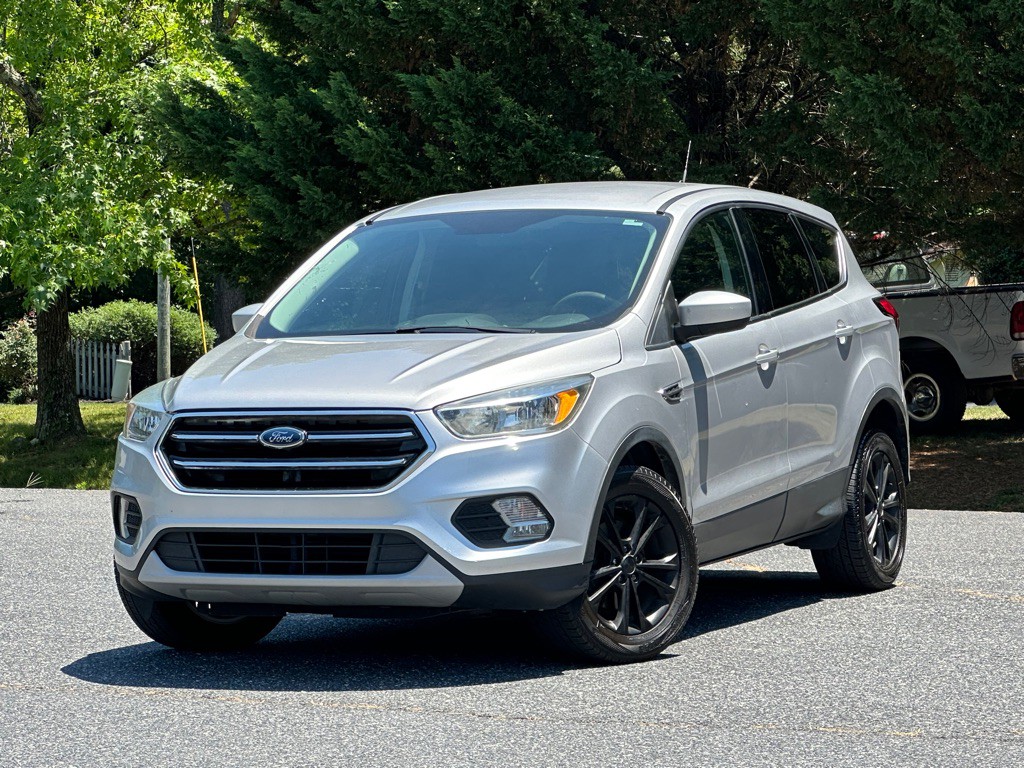 2019 Ford Escape Image 1