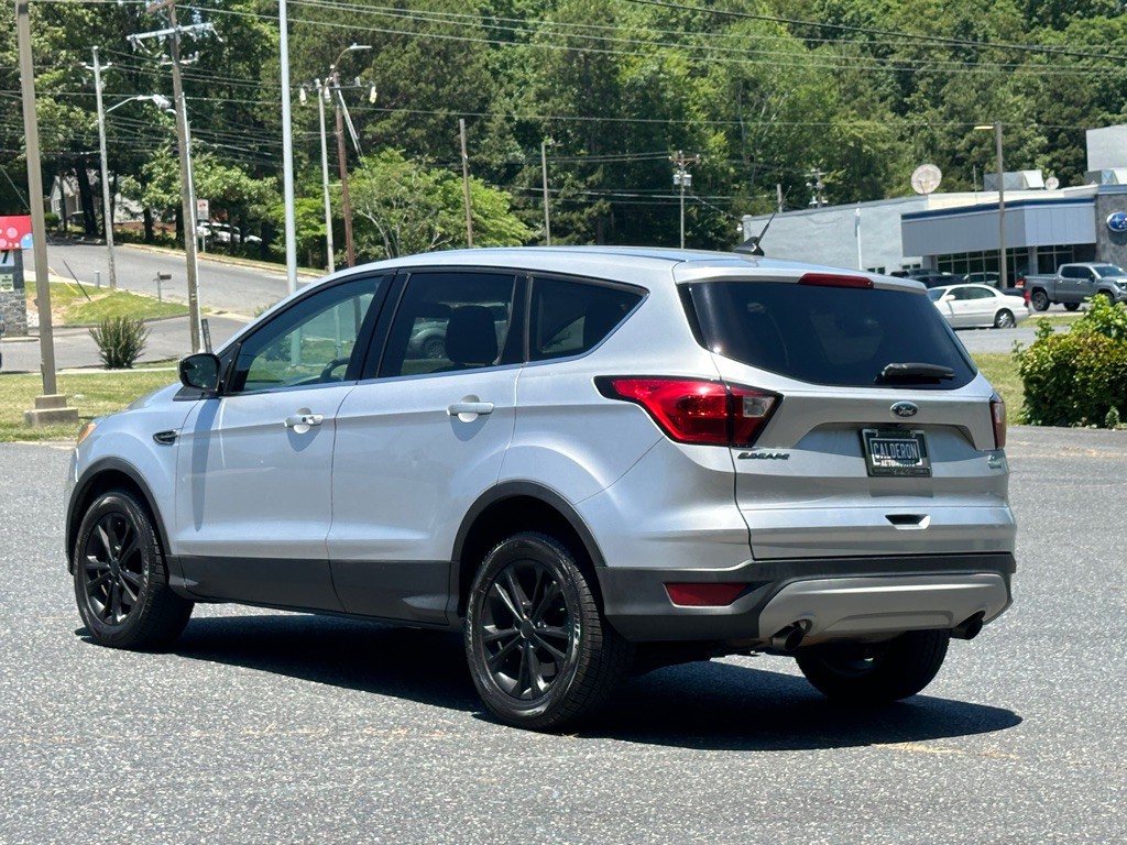 2019 Ford Escape Image 3
