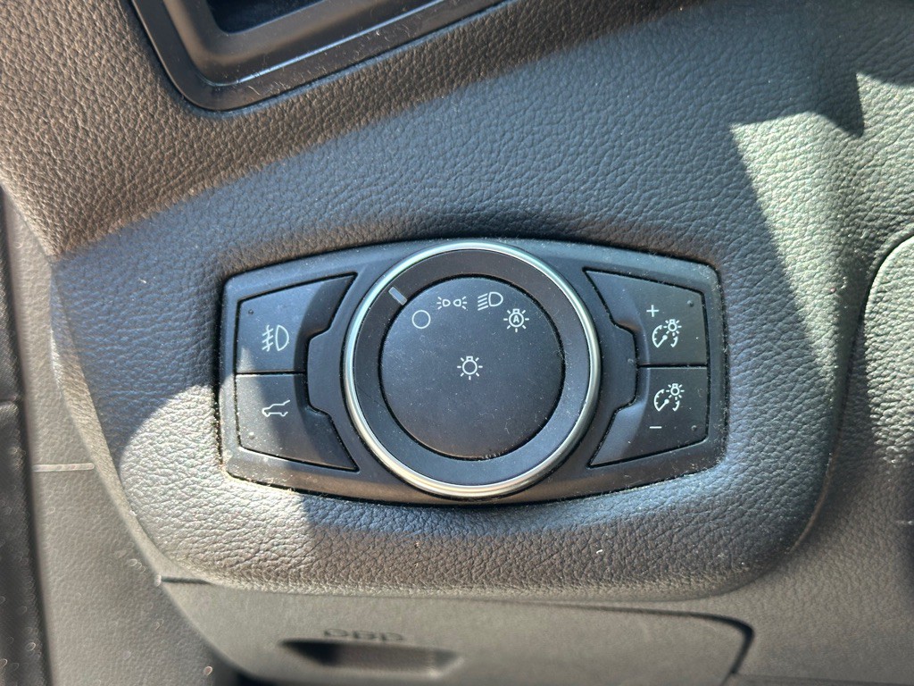 2019 Ford Escape Image 32