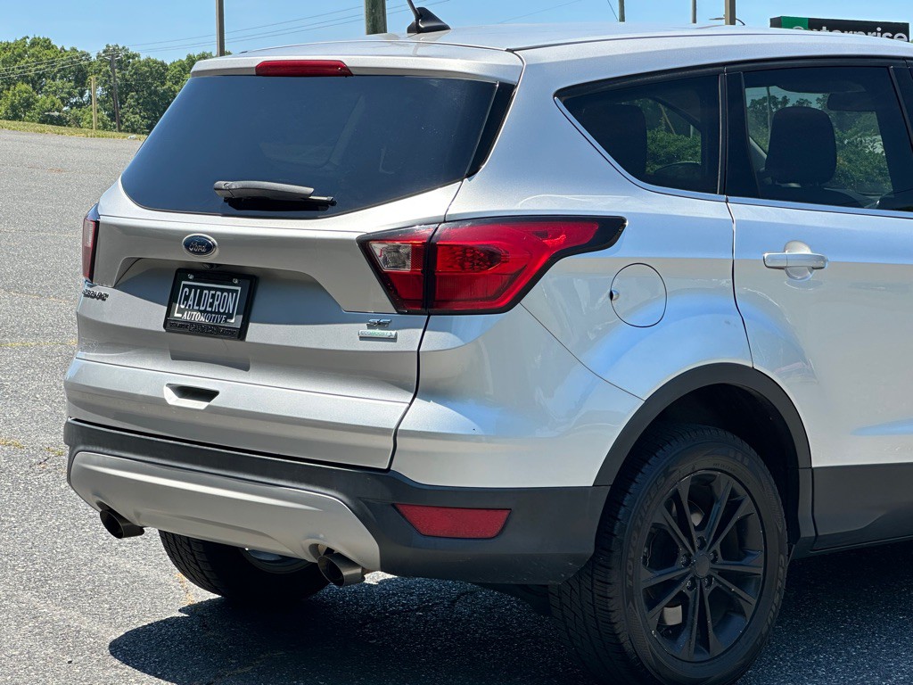2019 Ford Escape Image 38