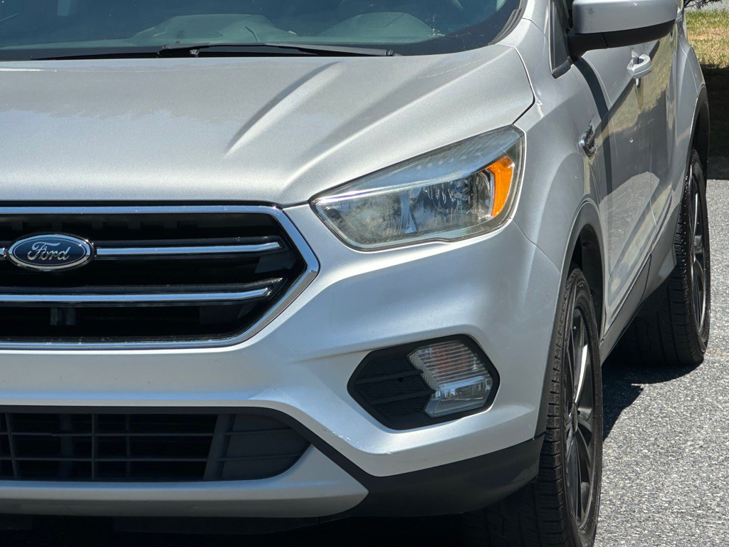 2019 Ford Escape Image 40