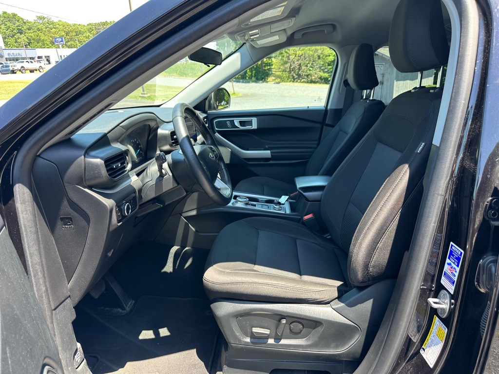 2023 Ford Explorer Image 10