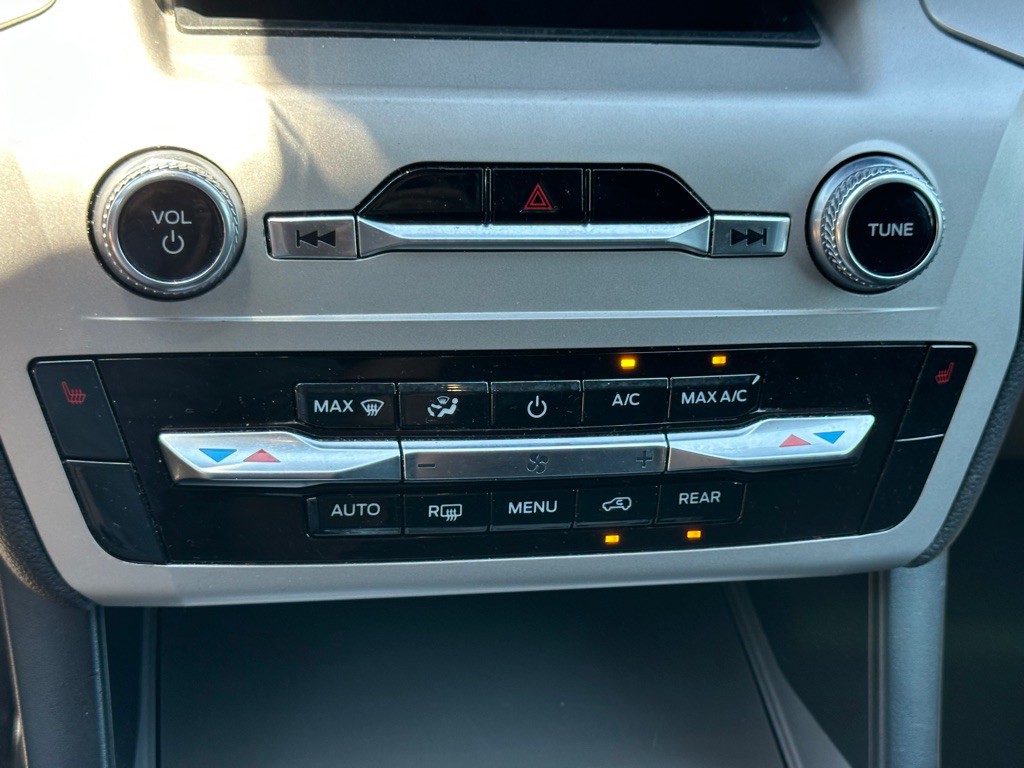 2023 Ford Explorer Image 29