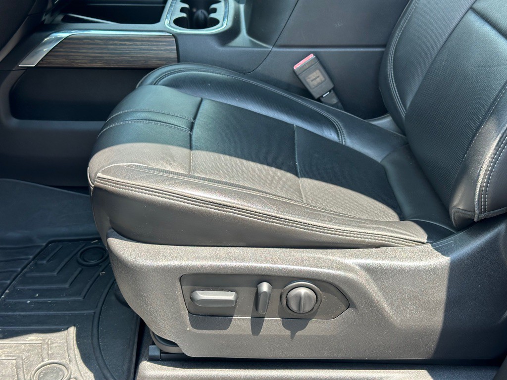 2019 Chevrolet Silverado 1500 Image 12