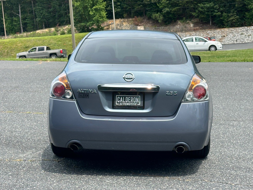 2011 Nissan Altima Image 5
