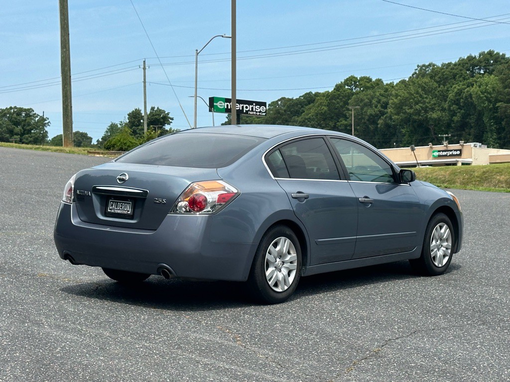 2011 Nissan Altima Image 6
