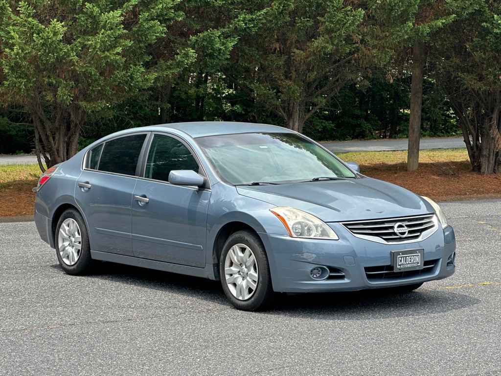 2011 Nissan Altima Image 8