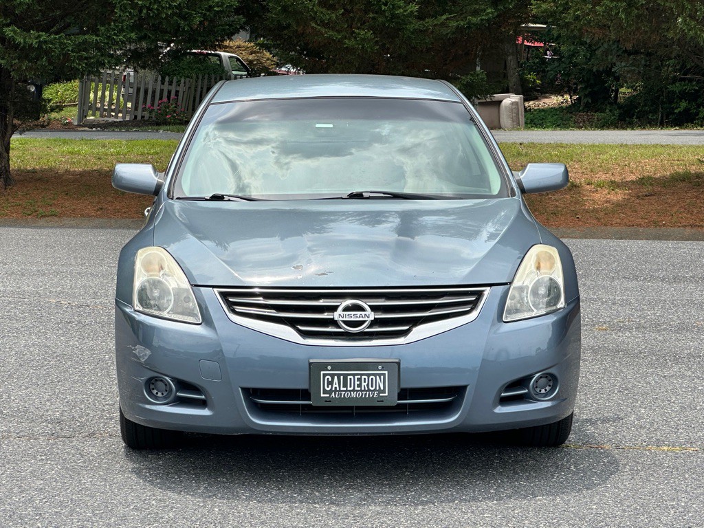 2011 Nissan Altima Image 9