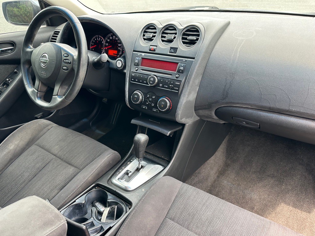 2011 Nissan Altima Image 14