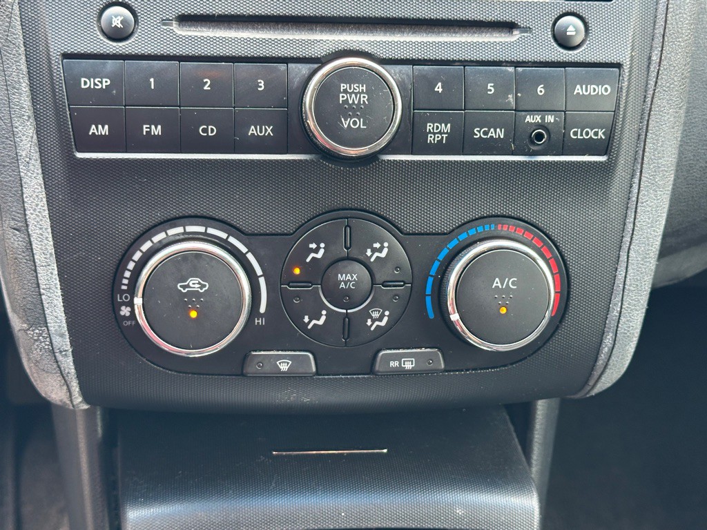 2011 Nissan Altima Image 25