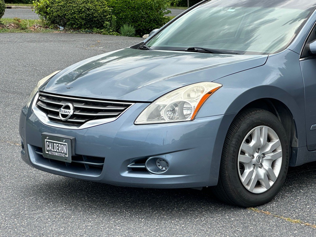 2011 Nissan Altima Image 30