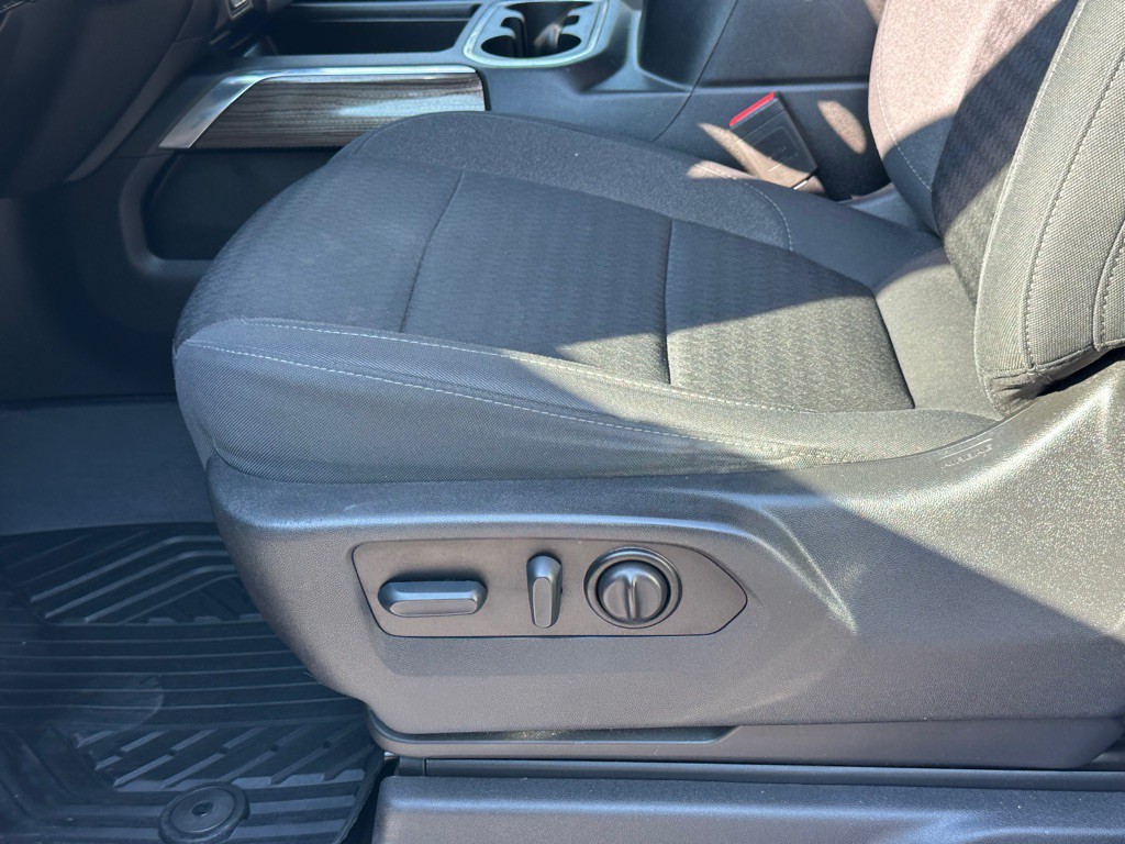 2022 Chevrolet Silverado 1500 Image 12
