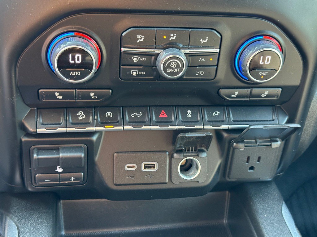 2022 Chevrolet Silverado 1500 Image 32