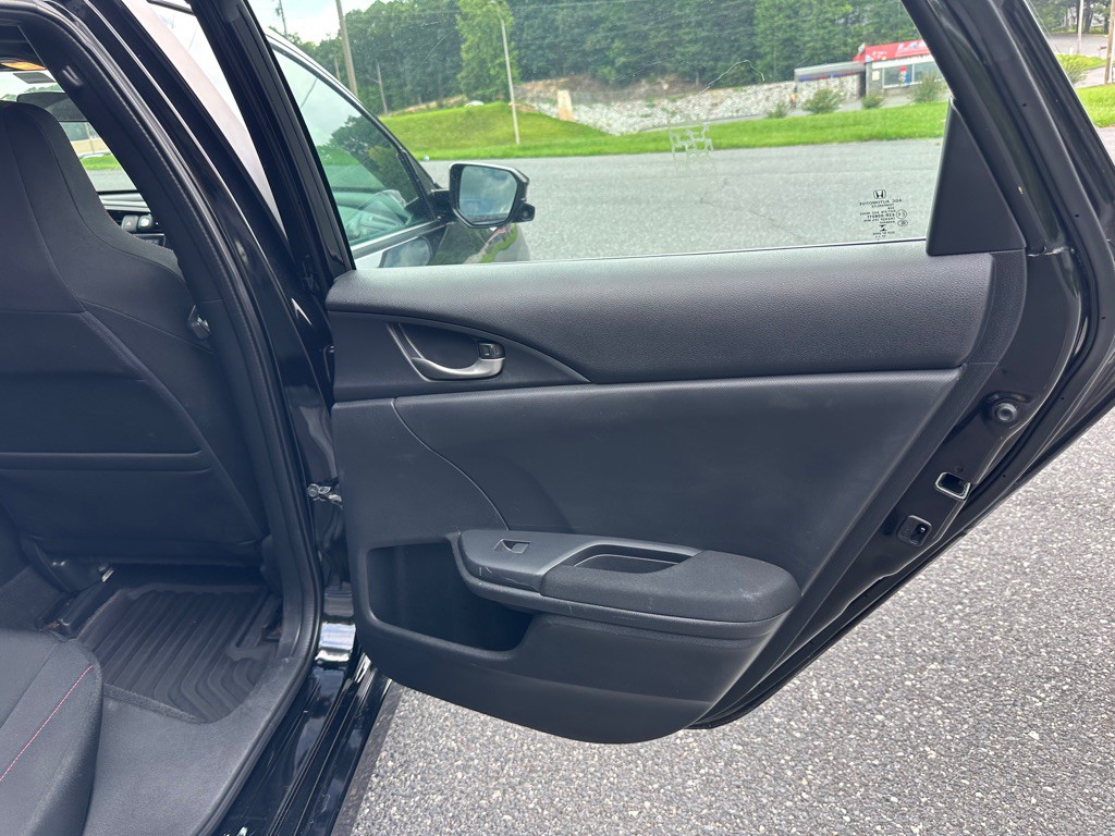 2018 Honda Civic Image 17