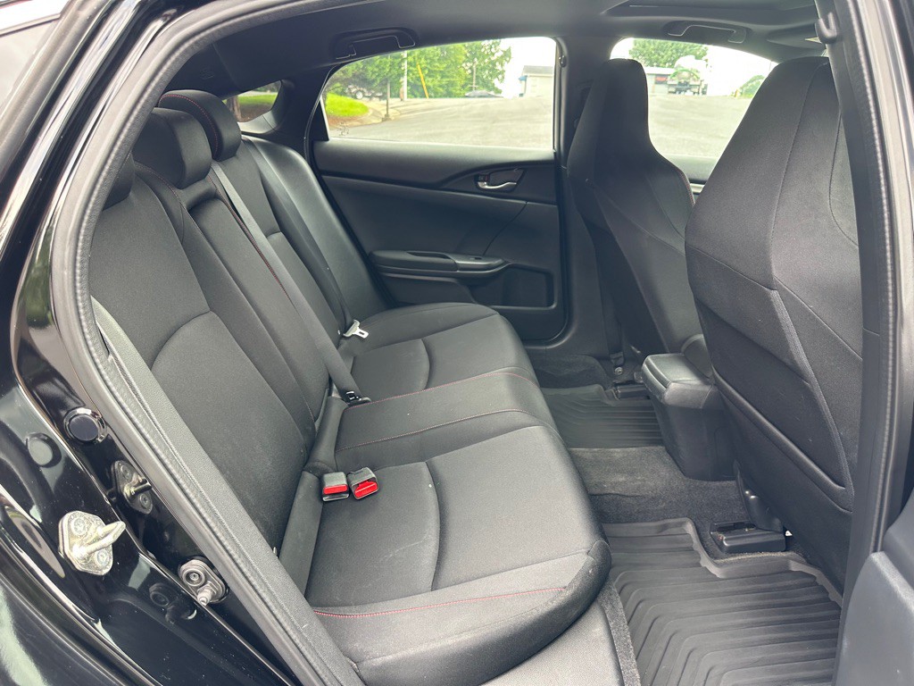 2018 Honda Civic Image 18