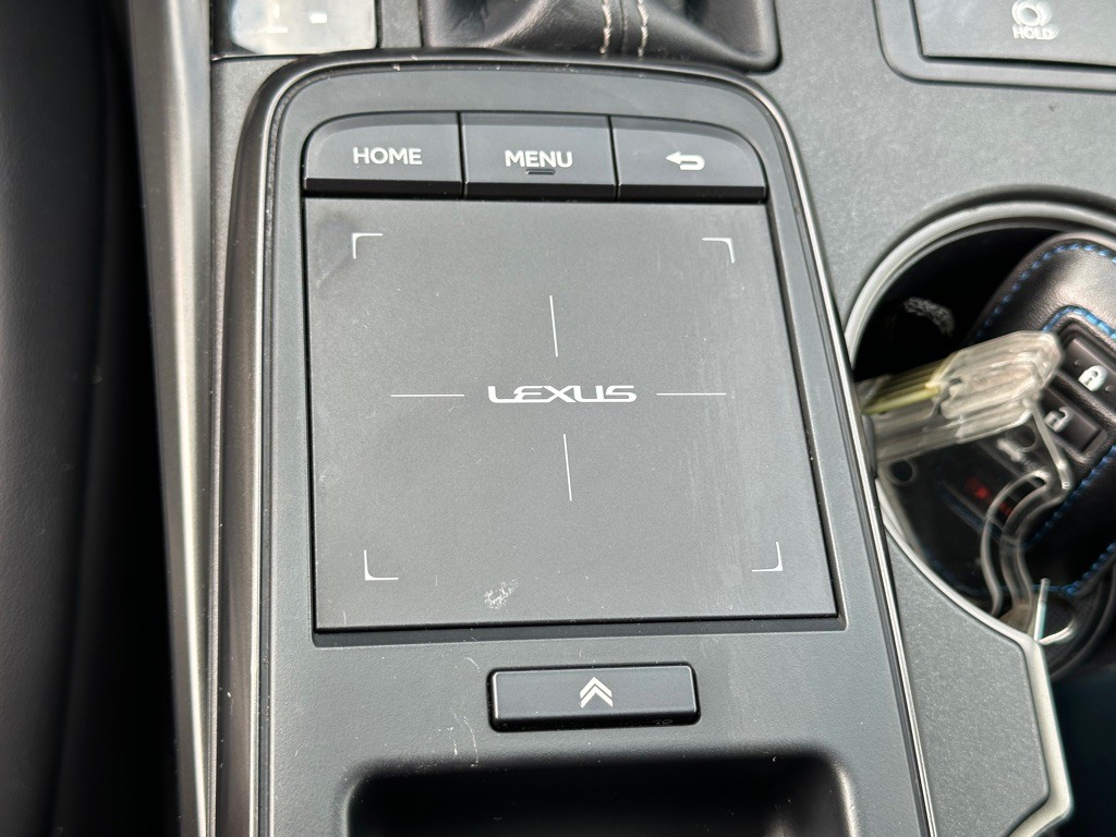 2023 Lexus IS Image 33