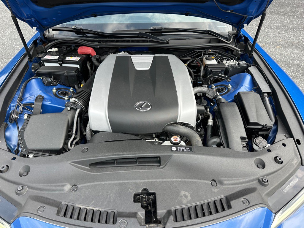 2023 Lexus IS Image 39