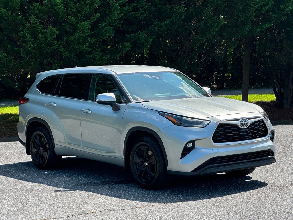 2022 Toyota Highlander Image 7