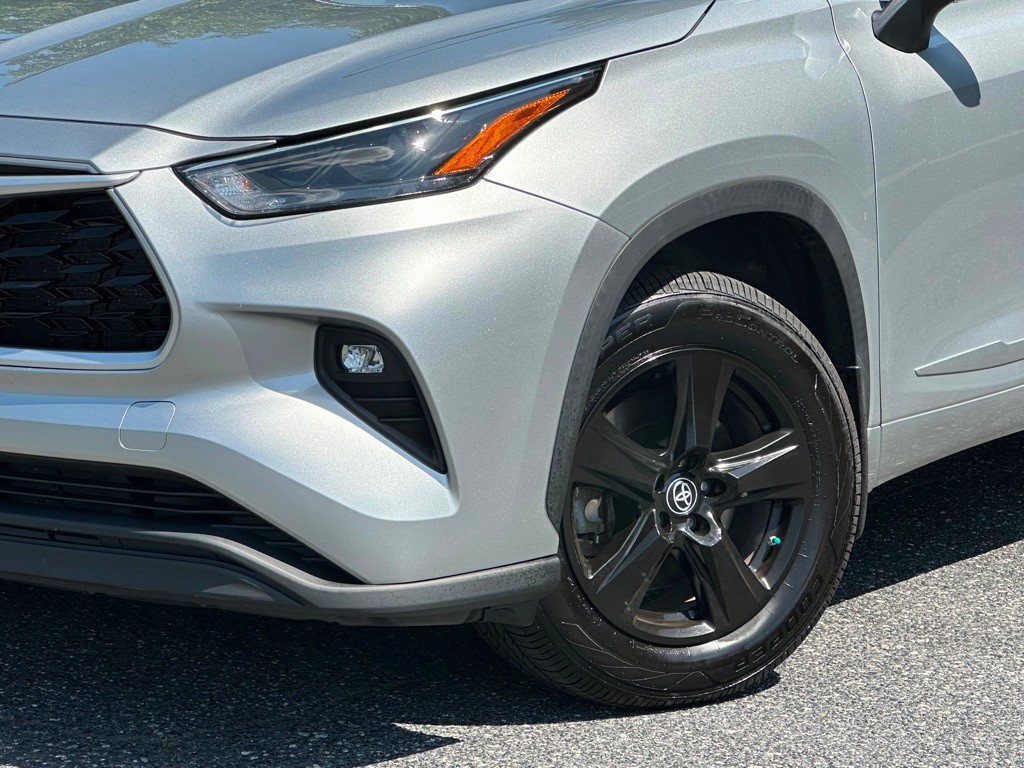 2022 Toyota Highlander Image 9