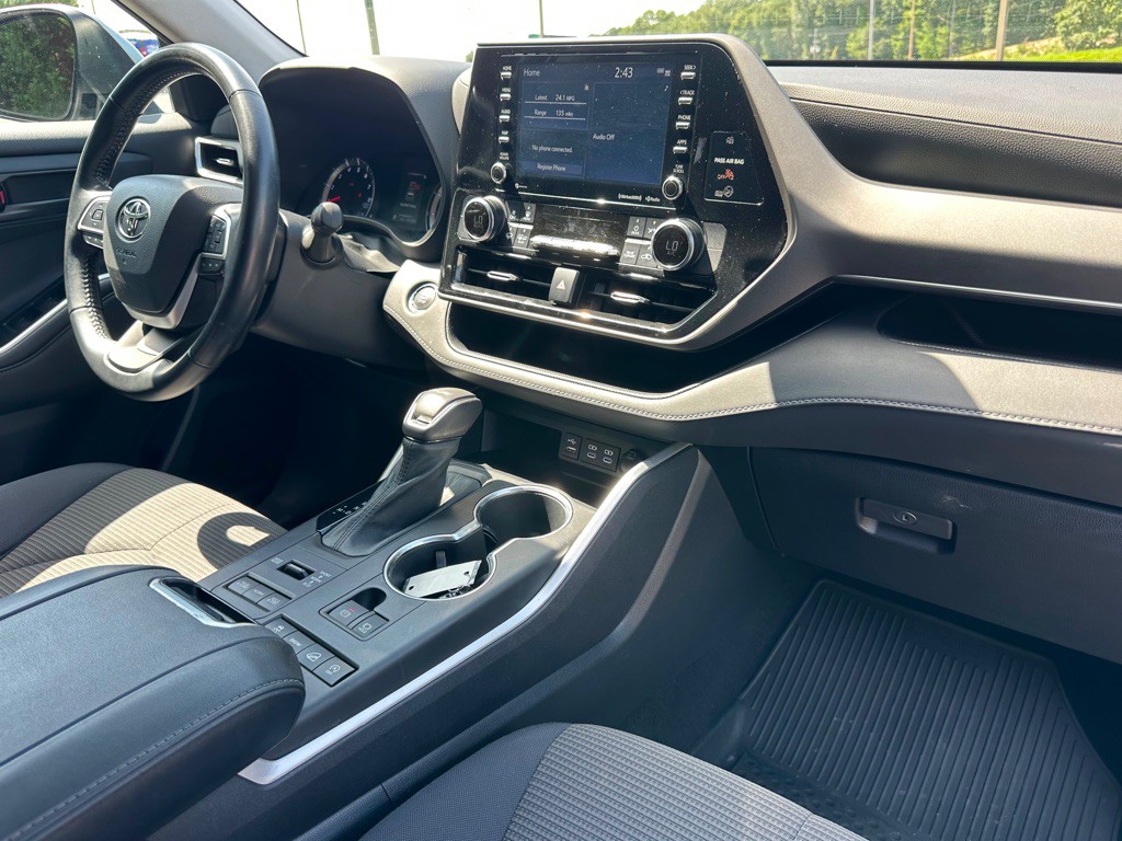 2022 Toyota Highlander Image 16